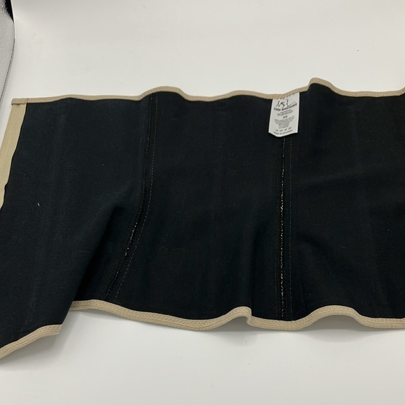 Waist Cincher Shaper for Women Colombian - Multiple Sizes - Picture 6 of 6